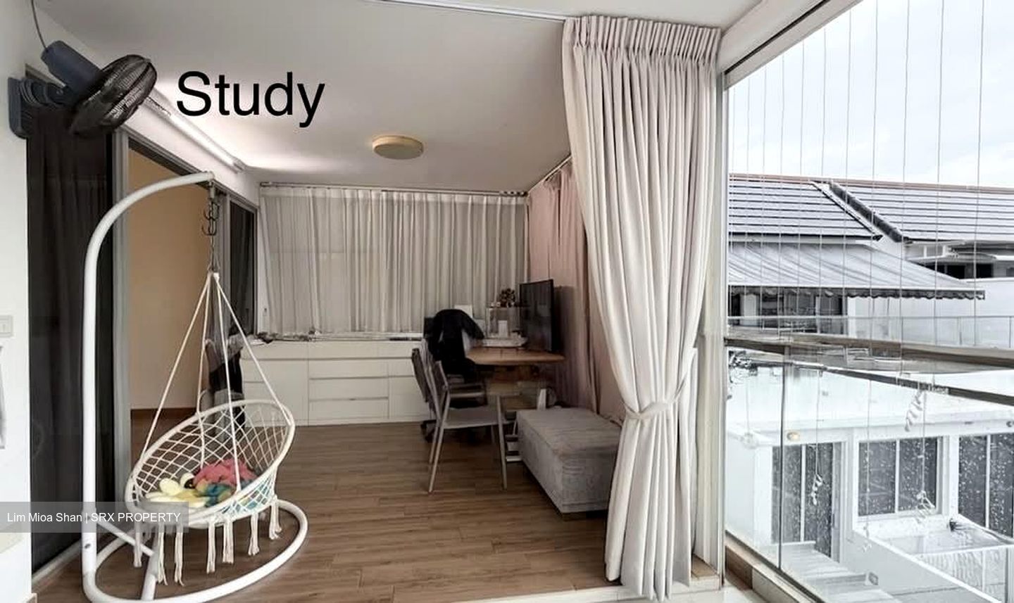 Casa Cambio (D19), Condominium #569073341